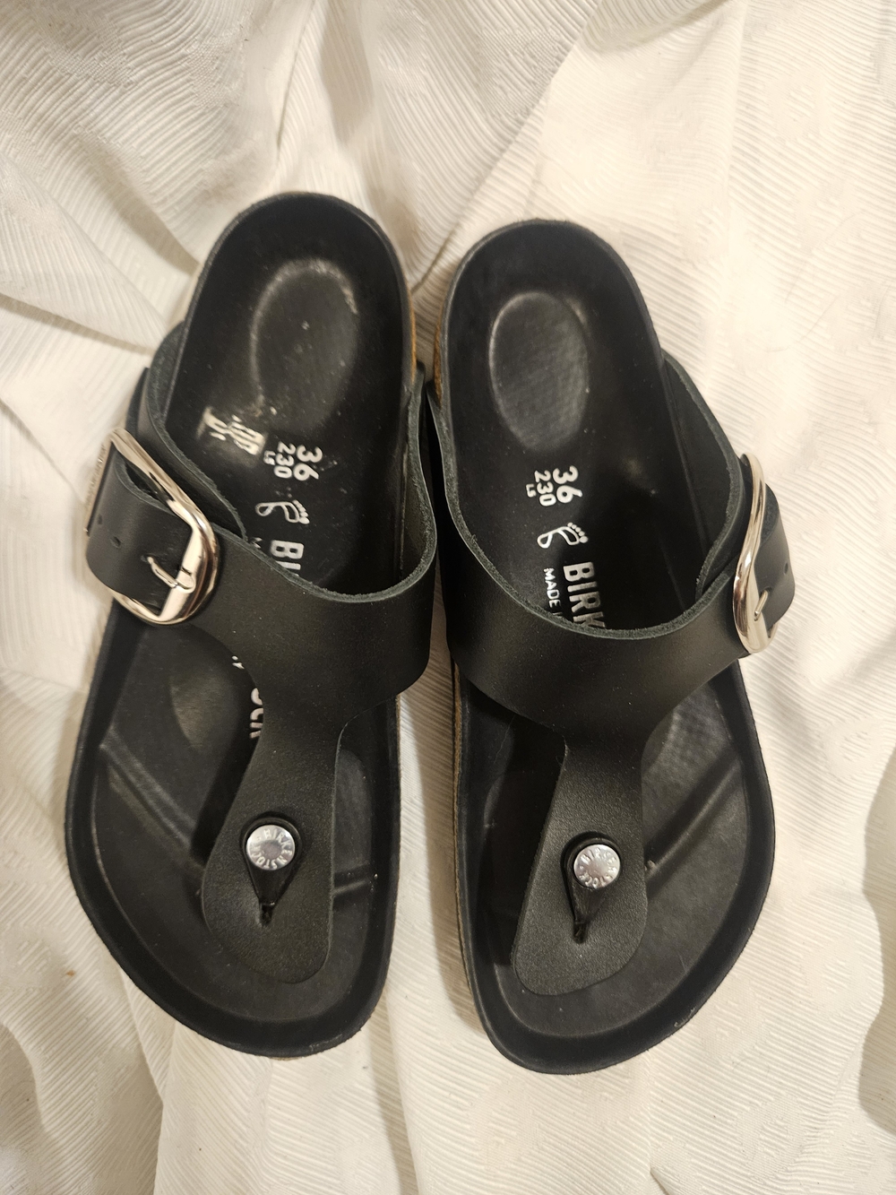 Birkenstock Gizeh Droplet Buckle Sandals Women Sz 36 (US Size 5.5/6) Black